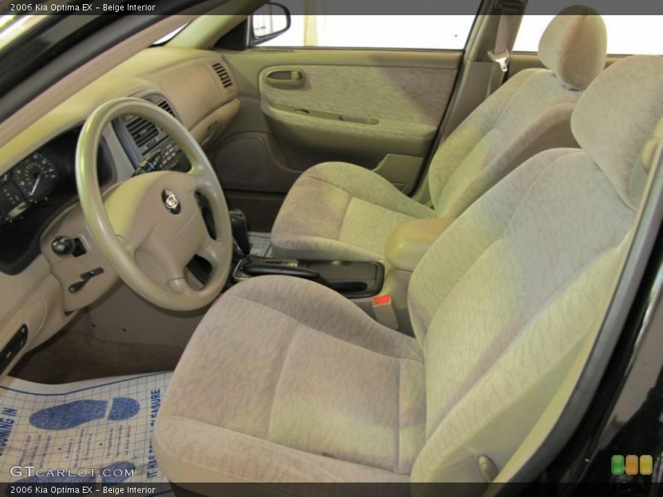 Beige Interior Photo for the 2006 Kia Optima EX #38708363