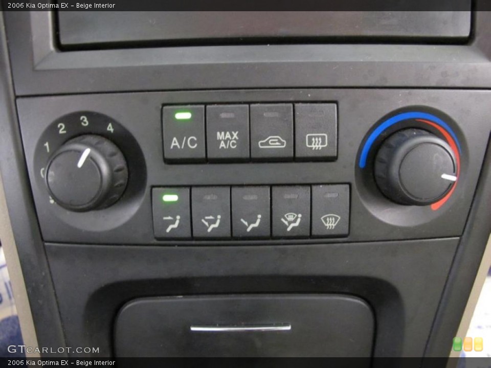 Beige Interior Controls for the 2006 Kia Optima EX #38708411