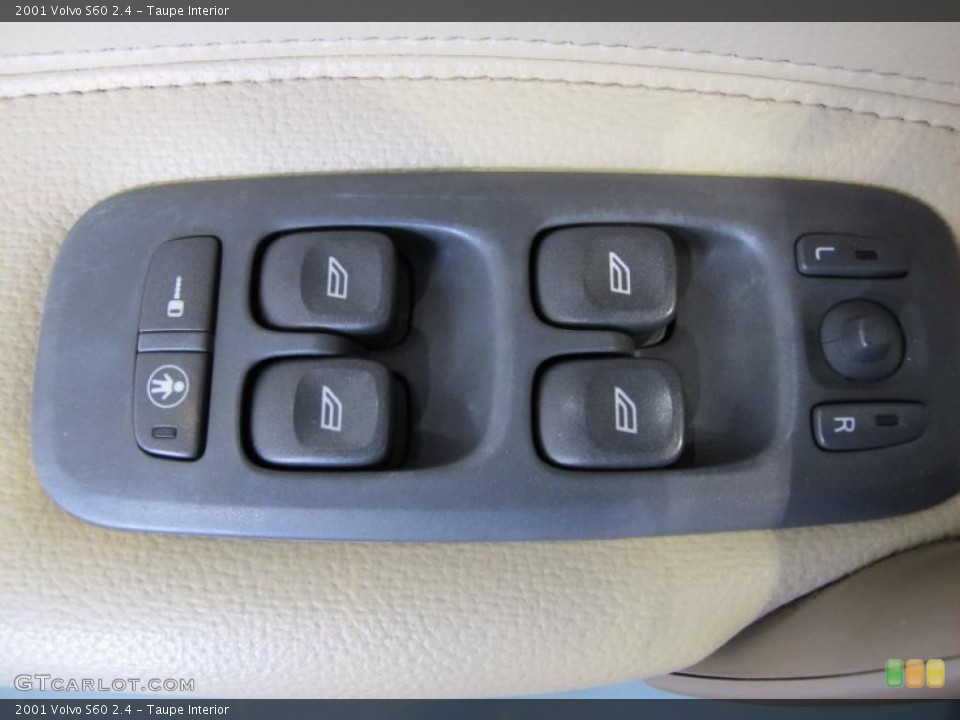 Taupe Interior Controls for the 2001 Volvo S60 2.4 #38709107