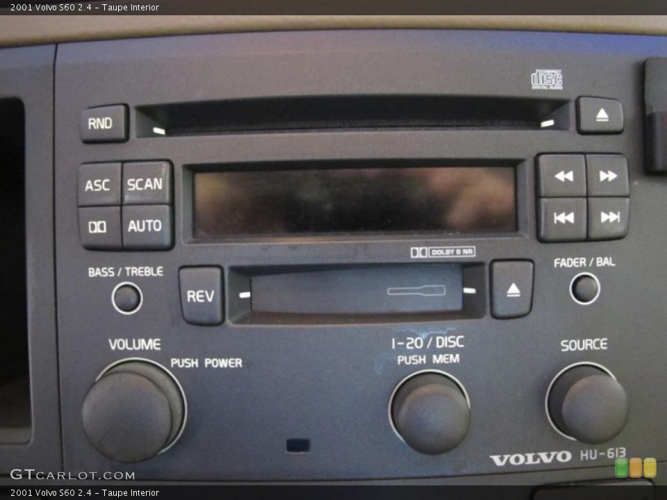 Taupe Interior Controls for the 2001 Volvo S60 2.4 #38709159