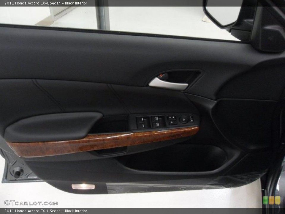 Black Interior Door Panel for the 2011 Honda Accord EX-L Sedan #38709179