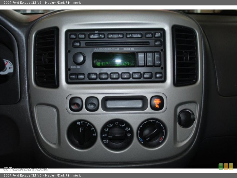 Medium/Dark Flint Interior Controls for the 2007 Ford Escape XLT V6 #38709243