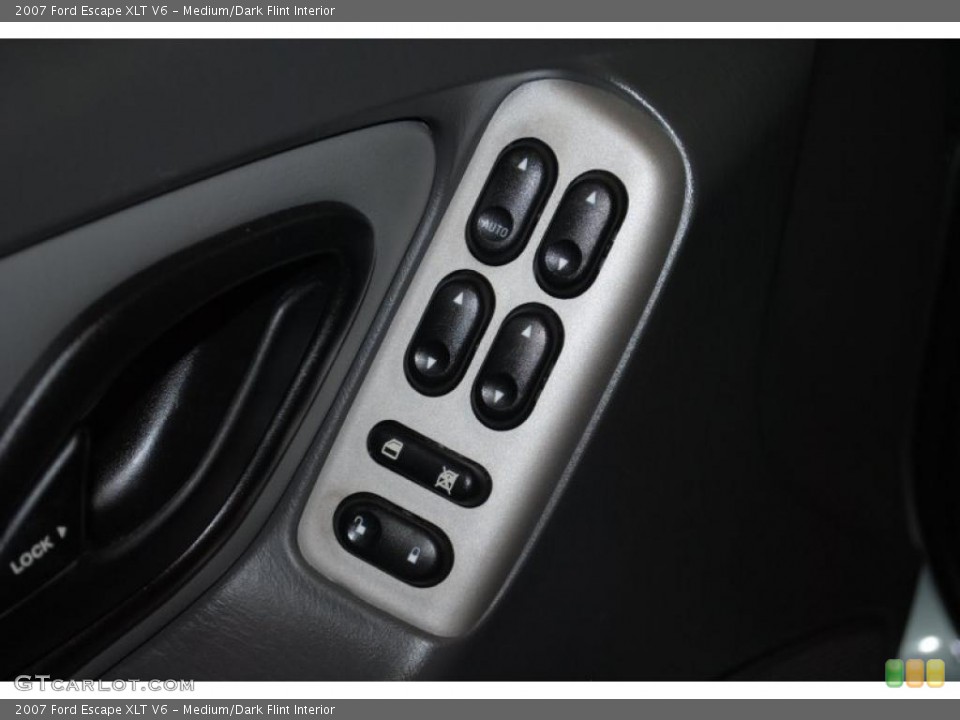 Medium/Dark Flint Interior Controls for the 2007 Ford Escape XLT V6 #38709351