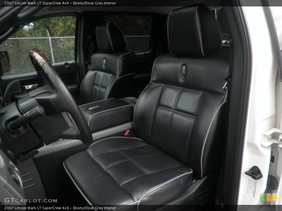 Ebony/Dove Grey Interior Photo for the 2007 Lincoln Mark LT SuperCrew 4x4 #38709719