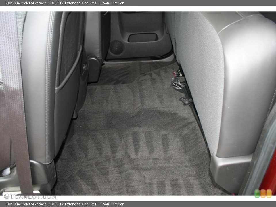 Ebony Interior Photo for the 2009 Chevrolet Silverado 1500 LTZ Extended Cab 4x4 #38710087