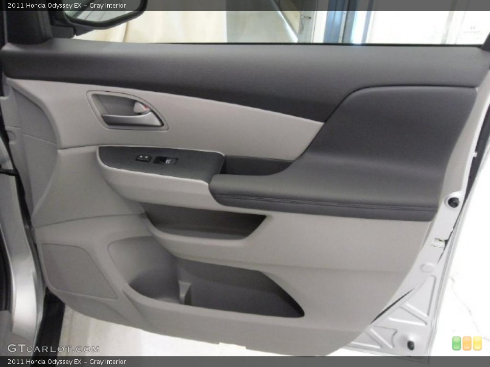 Gray Interior Door Panel for the 2011 Honda Odyssey EX #38711315