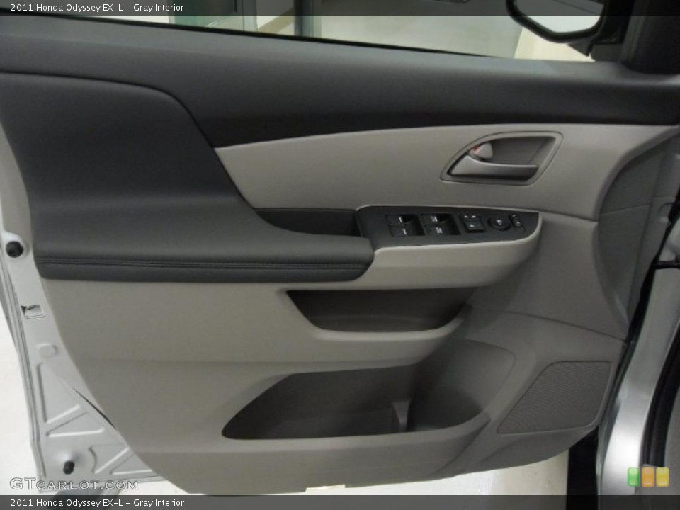 Gray Interior Door Panel for the 2011 Honda Odyssey EX-L #38711563