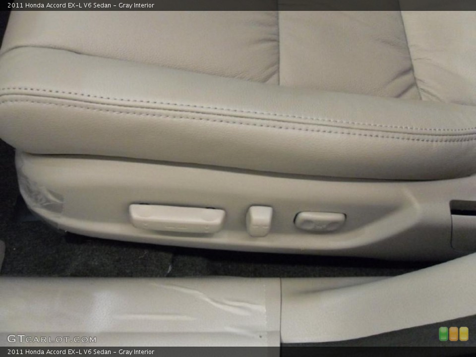 Gray Interior Photo for the 2011 Honda Accord EX-L V6 Sedan #38712111