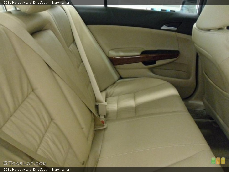 Ivory Interior Photo for the 2011 Honda Accord EX-L Sedan #38712827