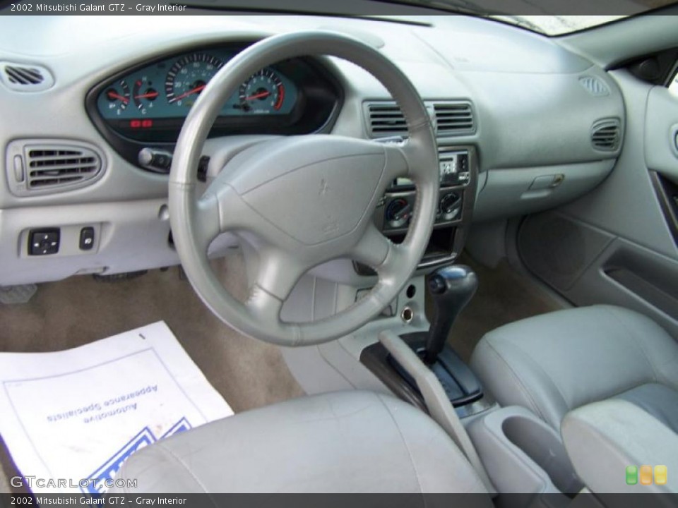 Gray Interior Photo for the 2002 Mitsubishi Galant GTZ #38716319