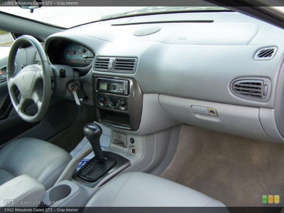 Gray Interior Photo for the 2002 Mitsubishi Galant GTZ #38716335
