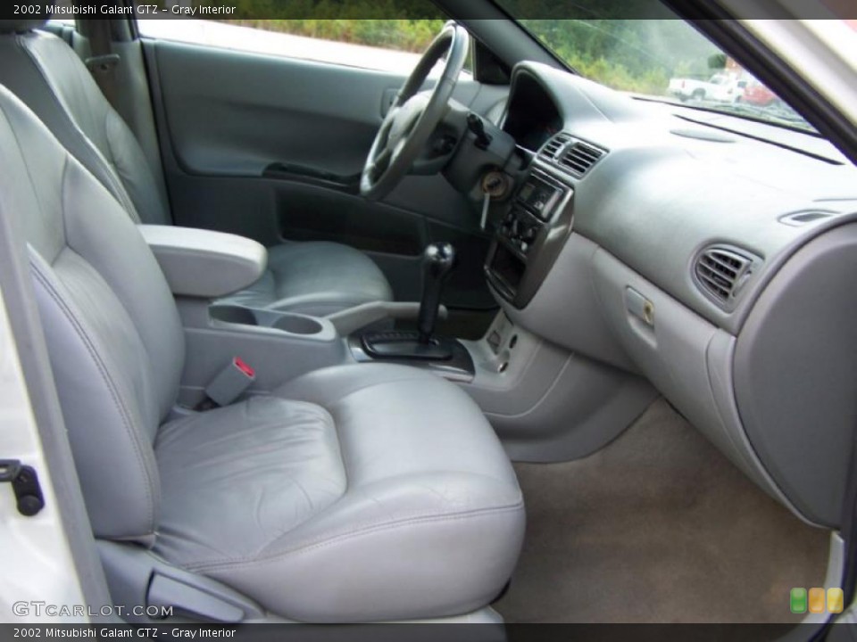 Gray Interior Photo for the 2002 Mitsubishi Galant GTZ #38716555