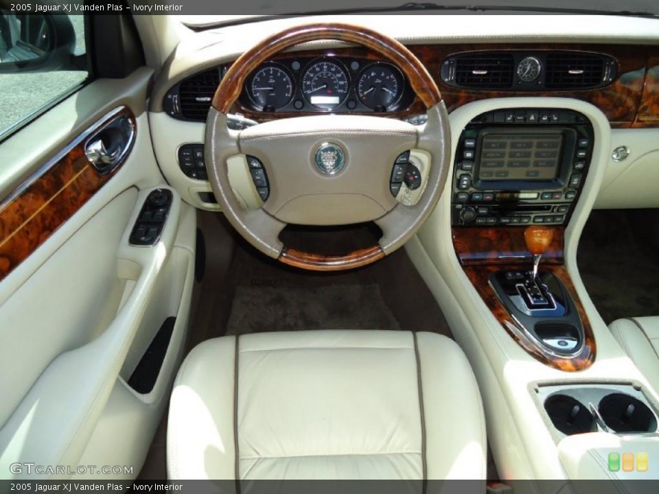 Ivory Interior Photo for the 2005 Jaguar XJ Vanden Plas #38720715