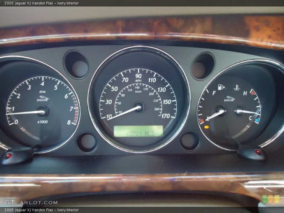 Ivory Interior Gauges for the 2005 Jaguar XJ Vanden Plas #38721079