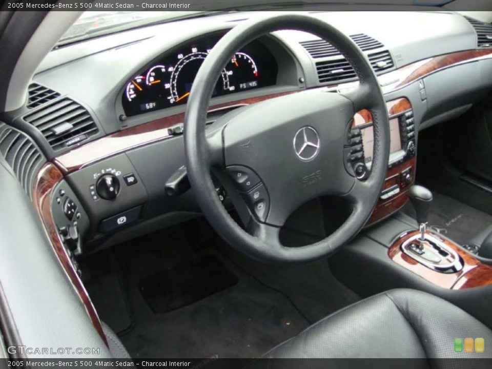 Charcoal Interior Dashboard for the 2005 Mercedes-Benz S 500 4Matic Sedan #38722683