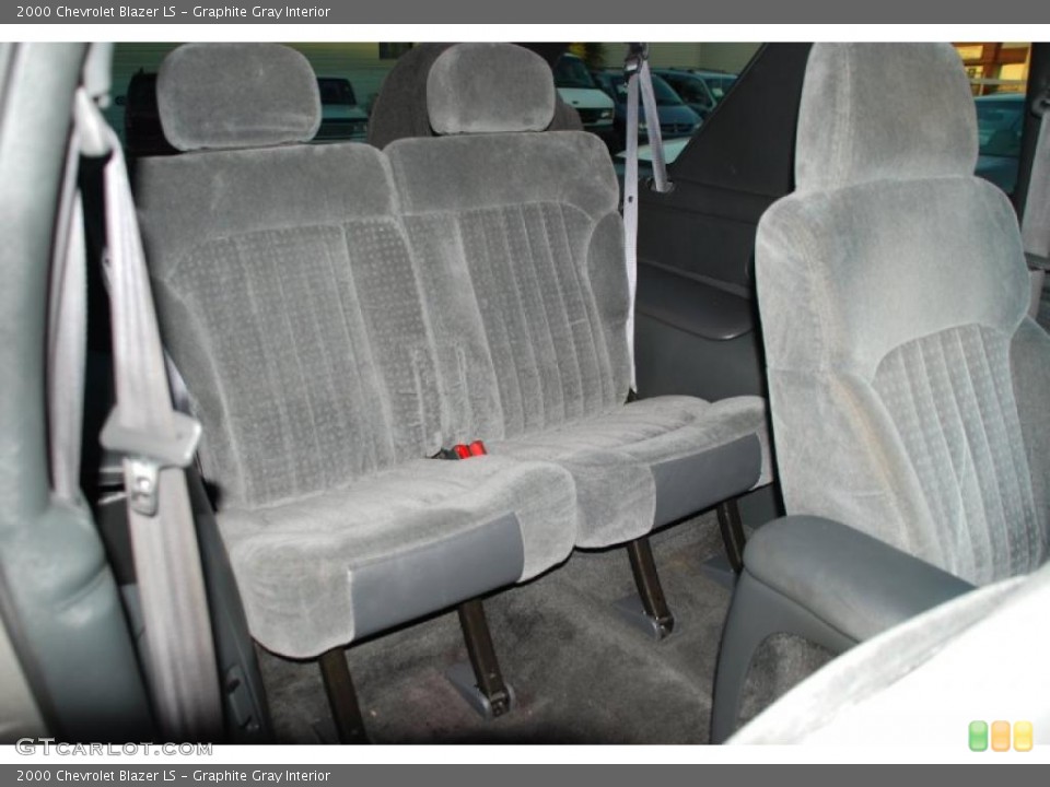 Graphite Gray Interior Photo for the 2000 Chevrolet Blazer LS #38723059