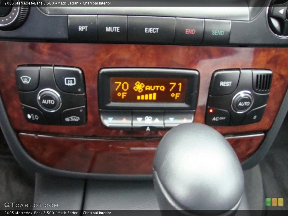 Charcoal Interior Controls for the 2005 Mercedes-Benz S 500 4Matic Sedan #38723259