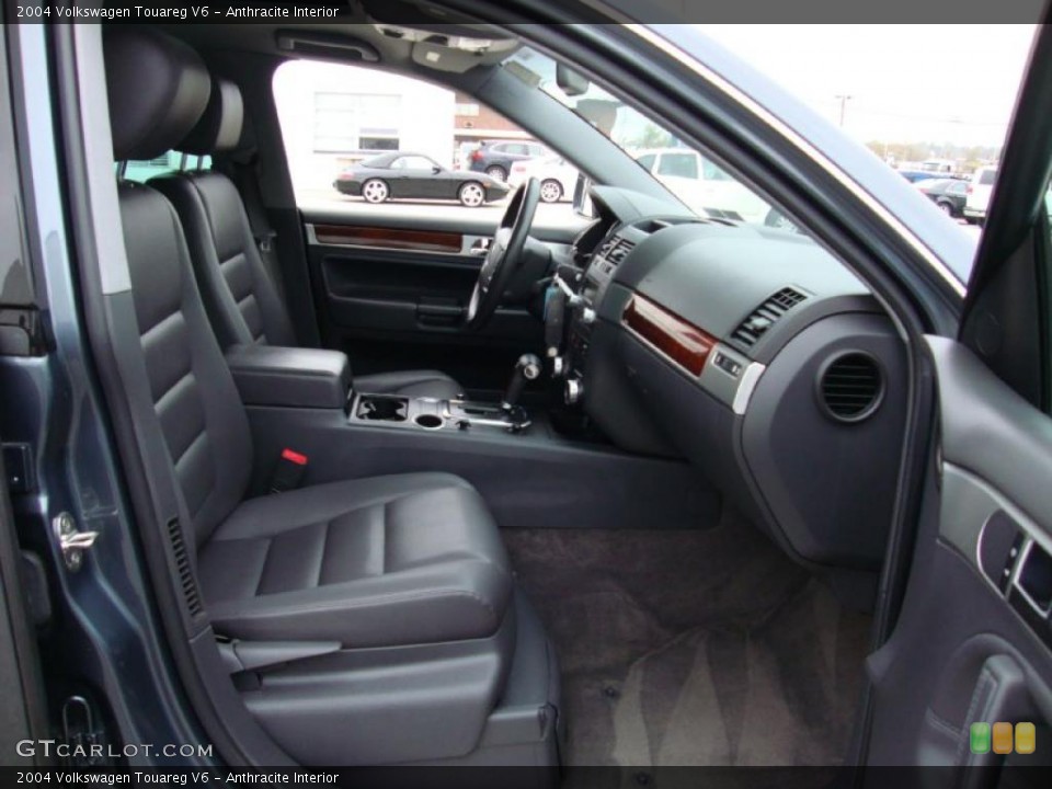 Anthracite Interior Photo for the 2004 Volkswagen Touareg V6 #38723707