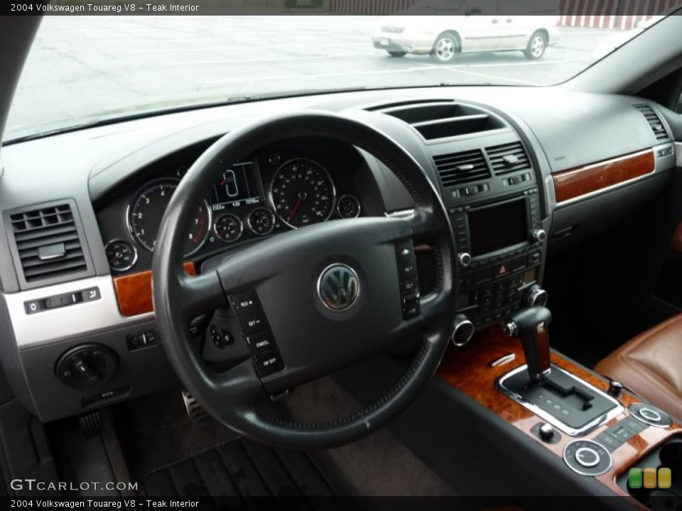 Teak Interior Dashboard for the 2004 Volkswagen Touareg V8 #38726155