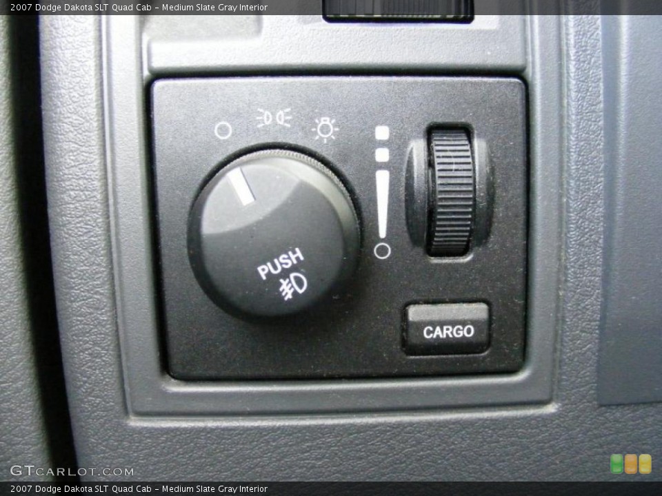 Medium Slate Gray Interior Controls for the 2007 Dodge Dakota SLT Quad Cab #38727911