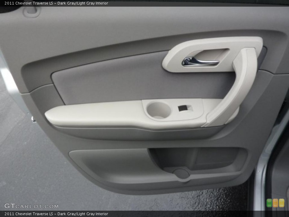 Dark Gray/Light Gray Interior Door Panel for the 2011 Chevrolet Traverse LS #38730703