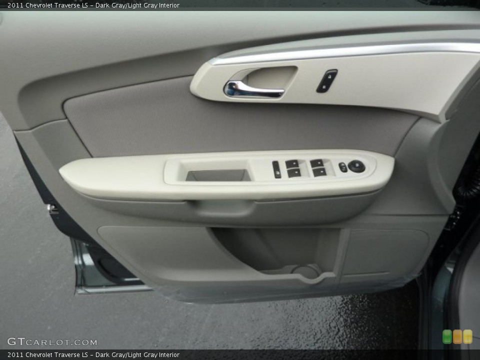 Dark Gray/Light Gray Interior Door Panel for the 2011 Chevrolet Traverse LS #38730999