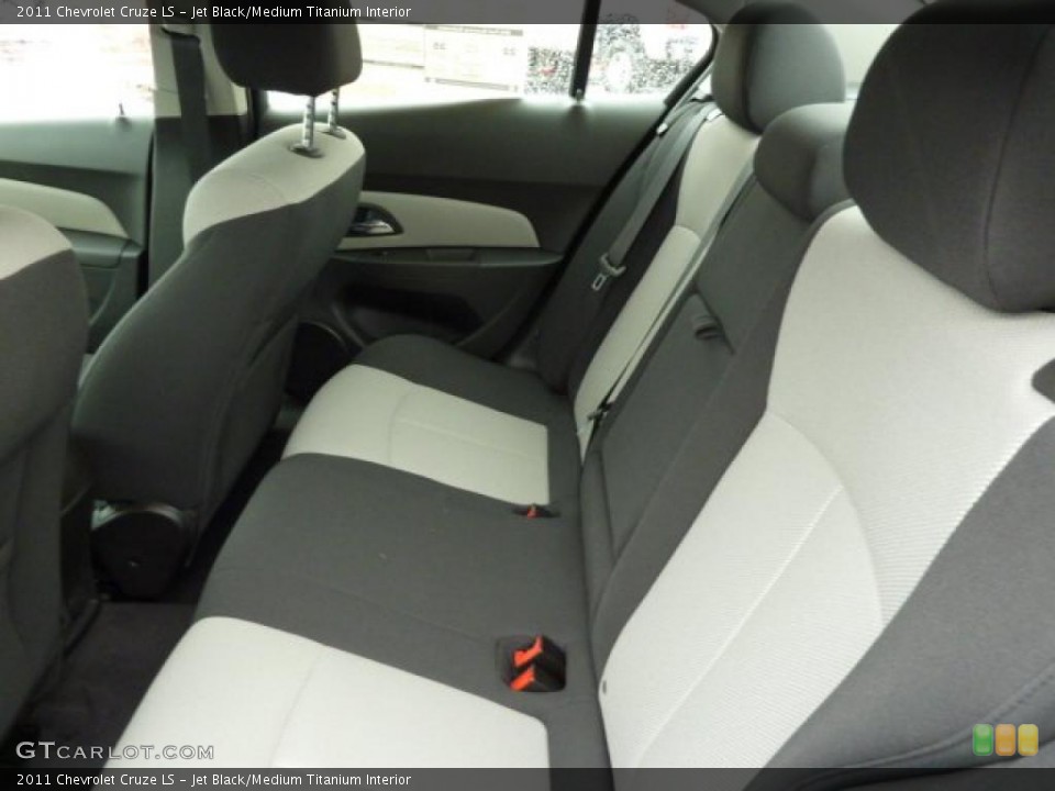 Jet Black/Medium Titanium Interior Photo for the 2011 Chevrolet Cruze LS #38732547