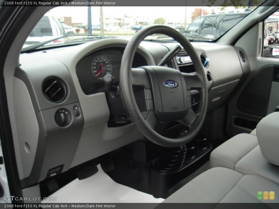 Medium/Dark Flint Interior Photo for the 2008 Ford F150 XL Regular Cab 4x4 #38735700