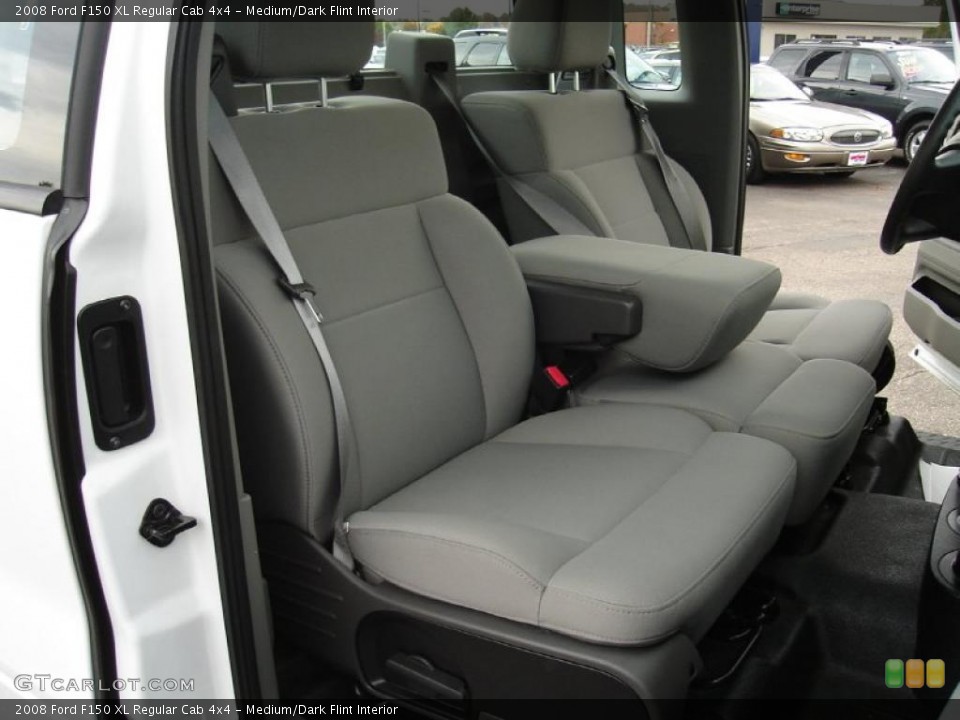 Medium/Dark Flint Interior Photo for the 2008 Ford F150 XL Regular Cab 4x4 #38735748