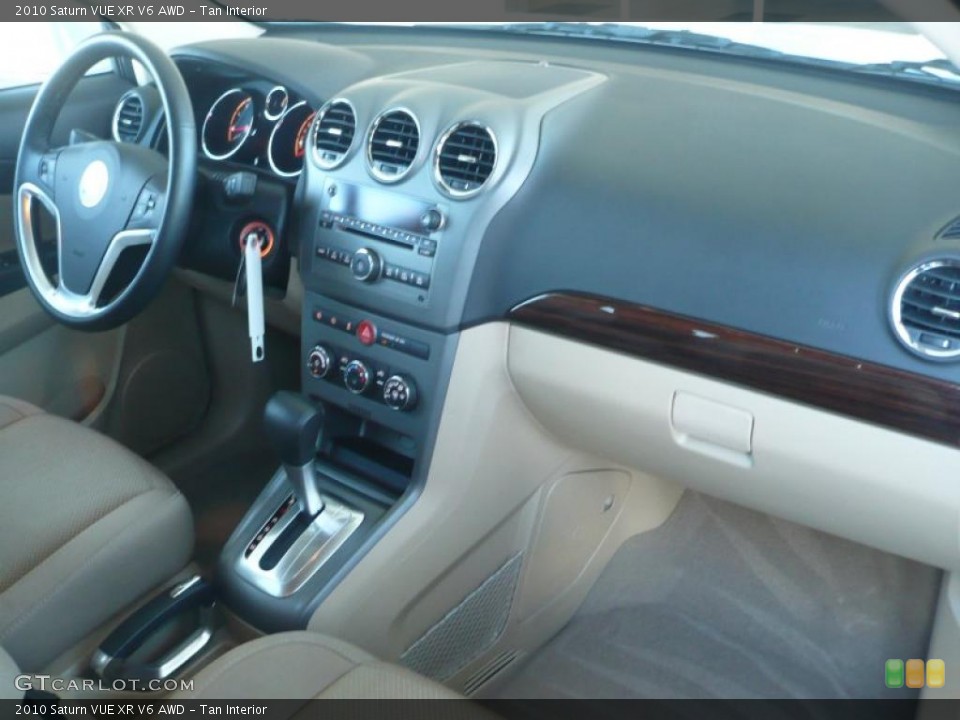 Tan Interior Photo for the 2010 Saturn VUE XR V6 AWD #38739619
