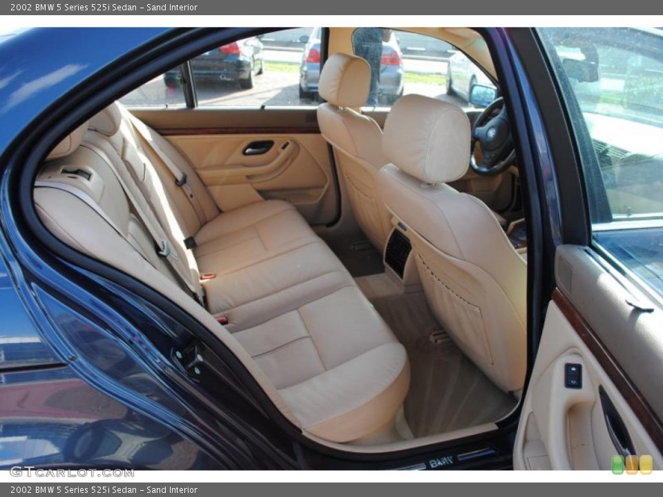 Sand Interior Photo for the 2002 BMW 5 Series 525i Sedan #38739967