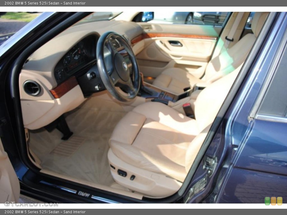 Sand Interior Photo for the 2002 BMW 5 Series 525i Sedan #38740028