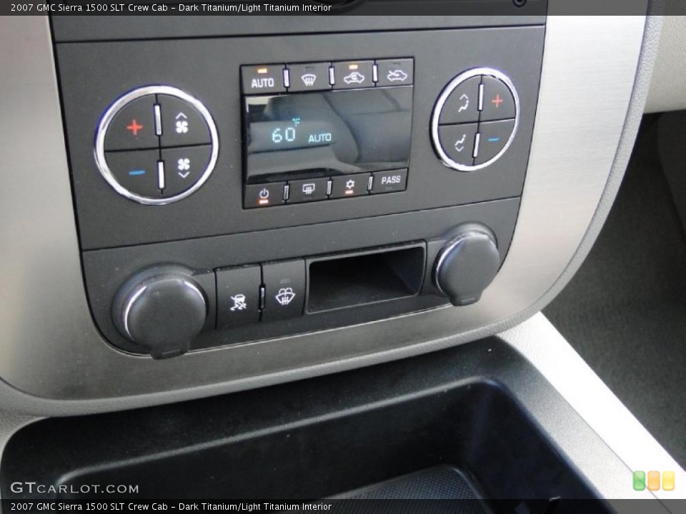 Dark Titanium/Light Titanium Interior Controls for the 2007 GMC Sierra 1500 SLT Crew Cab #38740296