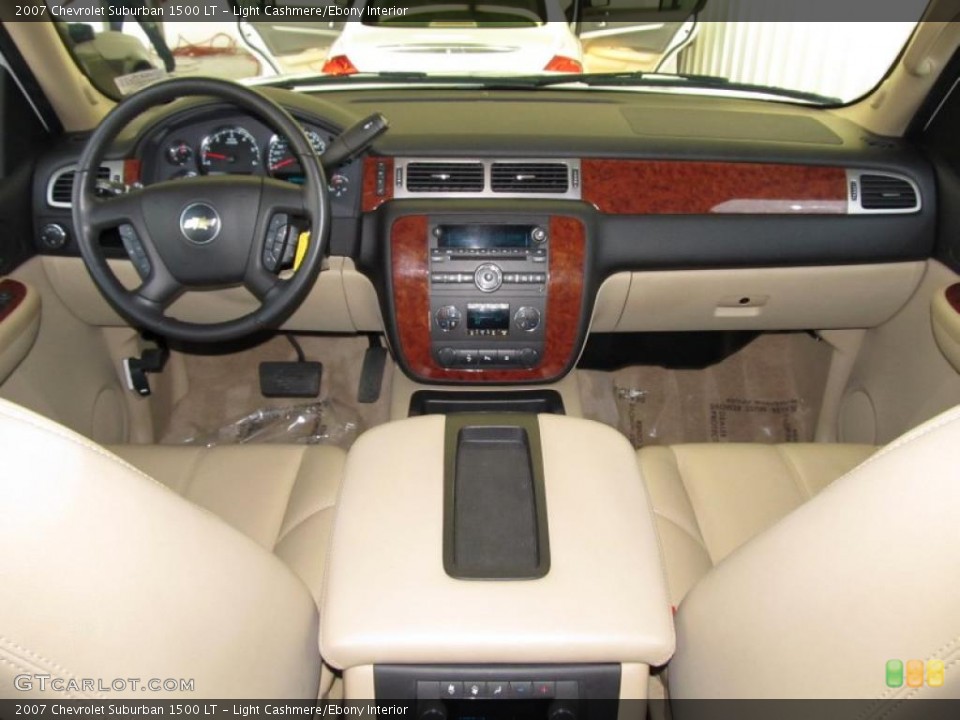 Light Cashmere/Ebony Interior Dashboard for the 2007 Chevrolet Suburban 1500 LT #38741888