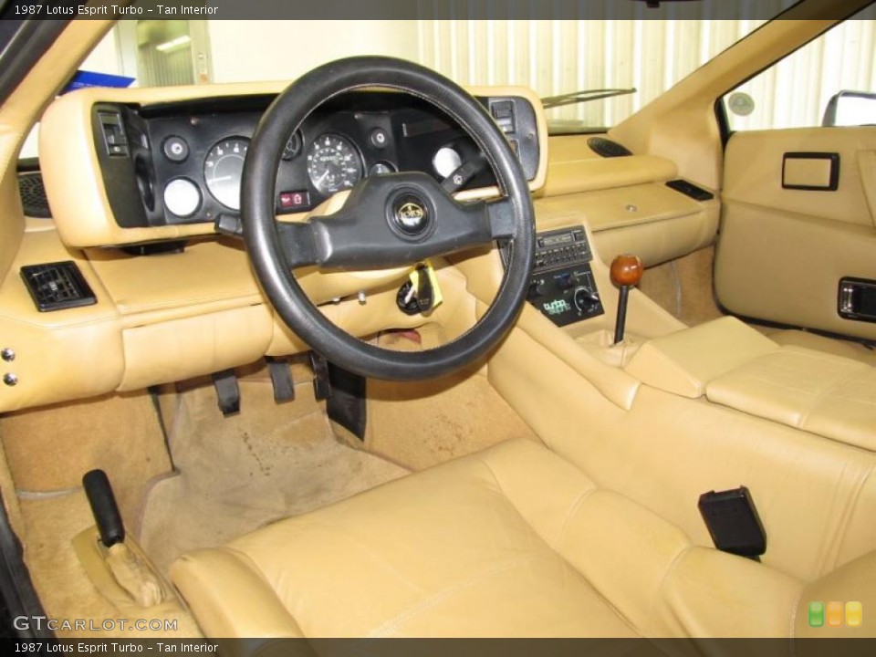 Tan 1987 Lotus Esprit Interiors