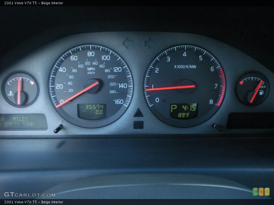 Beige Interior Gauges for the 2001 Volvo V70 T5 #38742560