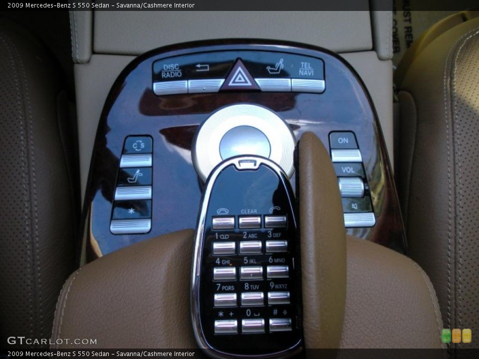 Savanna/Cashmere Interior Controls for the 2009 Mercedes-Benz S 550 Sedan #38745080