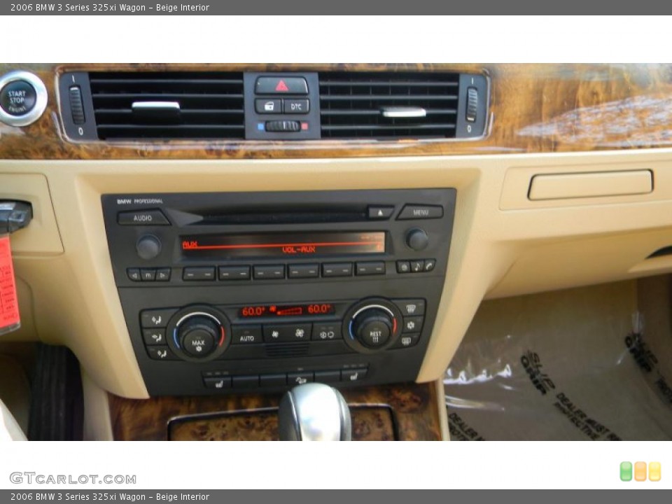 Beige Interior Controls for the 2006 BMW 3 Series 325xi Wagon #38745940