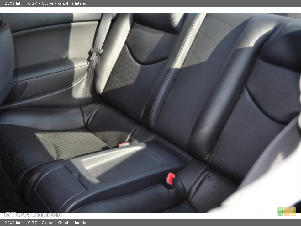 Graphite Interior Photo for the 2009 Infiniti G 37 x Coupe #38751324