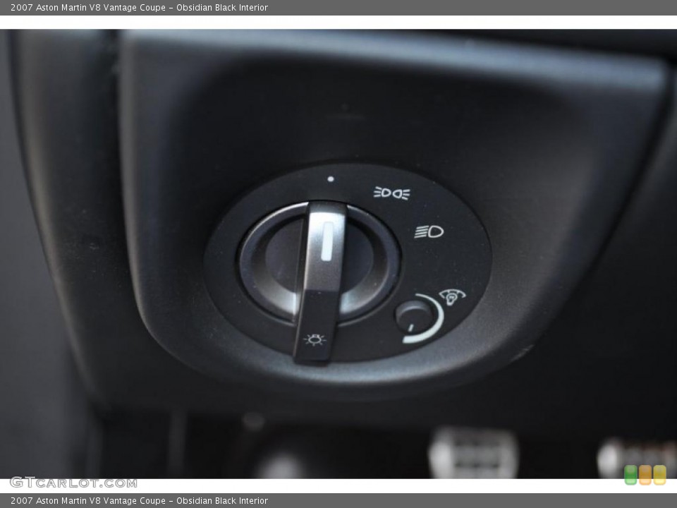 Obsidian Black Interior Controls for the 2007 Aston Martin V8 Vantage Coupe #38751688