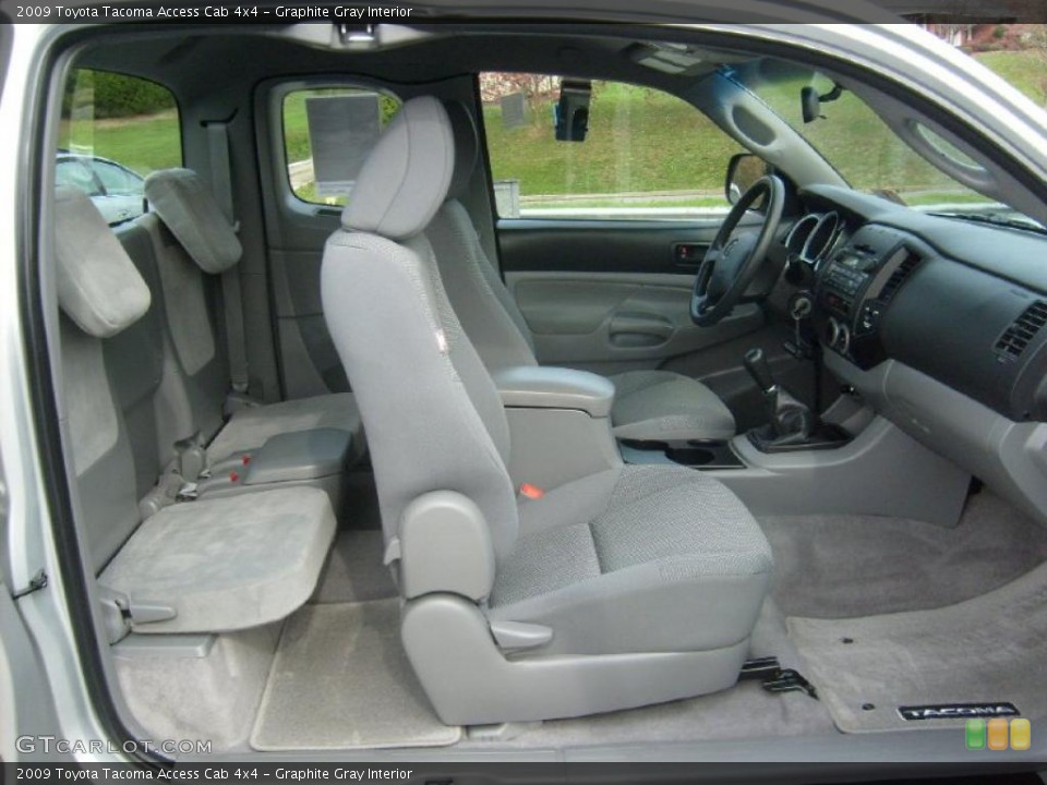 Graphite Gray Interior Photo for the 2009 Toyota Tacoma Access Cab 4x4 #38753228