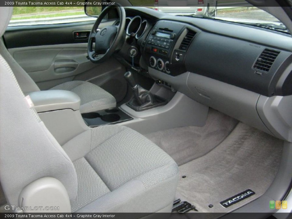 Graphite Gray Interior Photo for the 2009 Toyota Tacoma Access Cab 4x4 #38753240