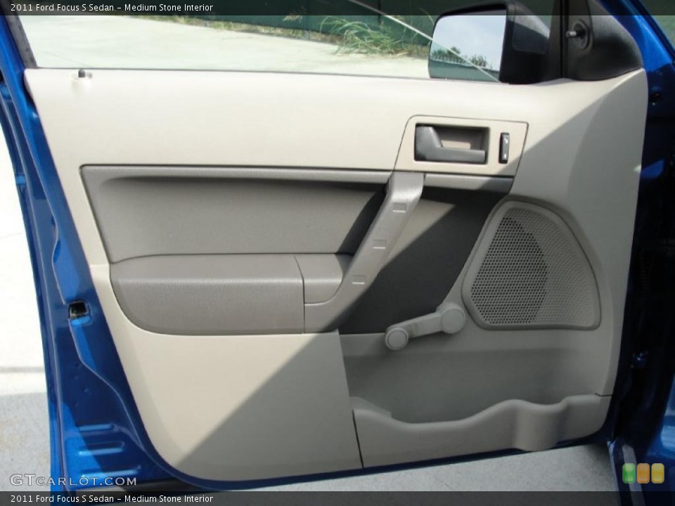 Medium Stone Interior Door Panel for the 2011 Ford Focus S Sedan #38754532