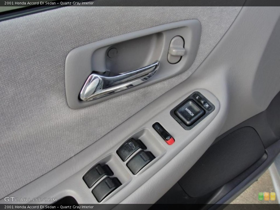 Quartz Gray Interior Controls for the 2001 Honda Accord EX Sedan #38756508
