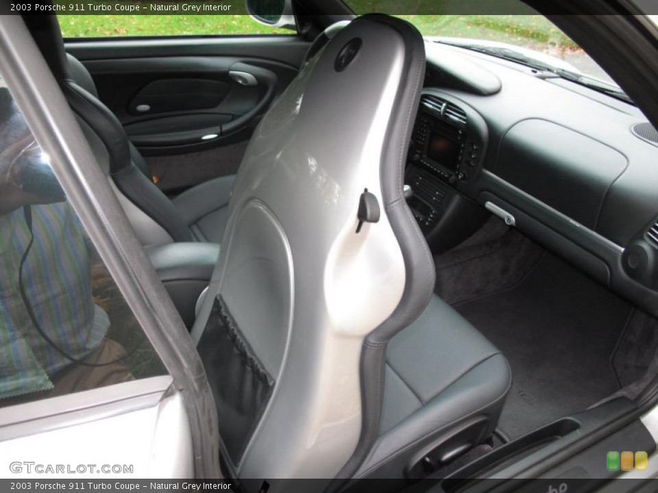 Natural Grey Interior Photo for the 2003 Porsche 911 Turbo Coupe #38757836