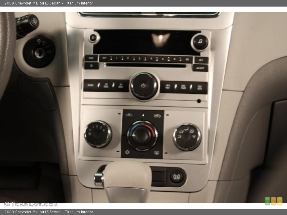 Titanium Interior Controls for the 2009 Chevrolet Malibu LS Sedan #38762020
