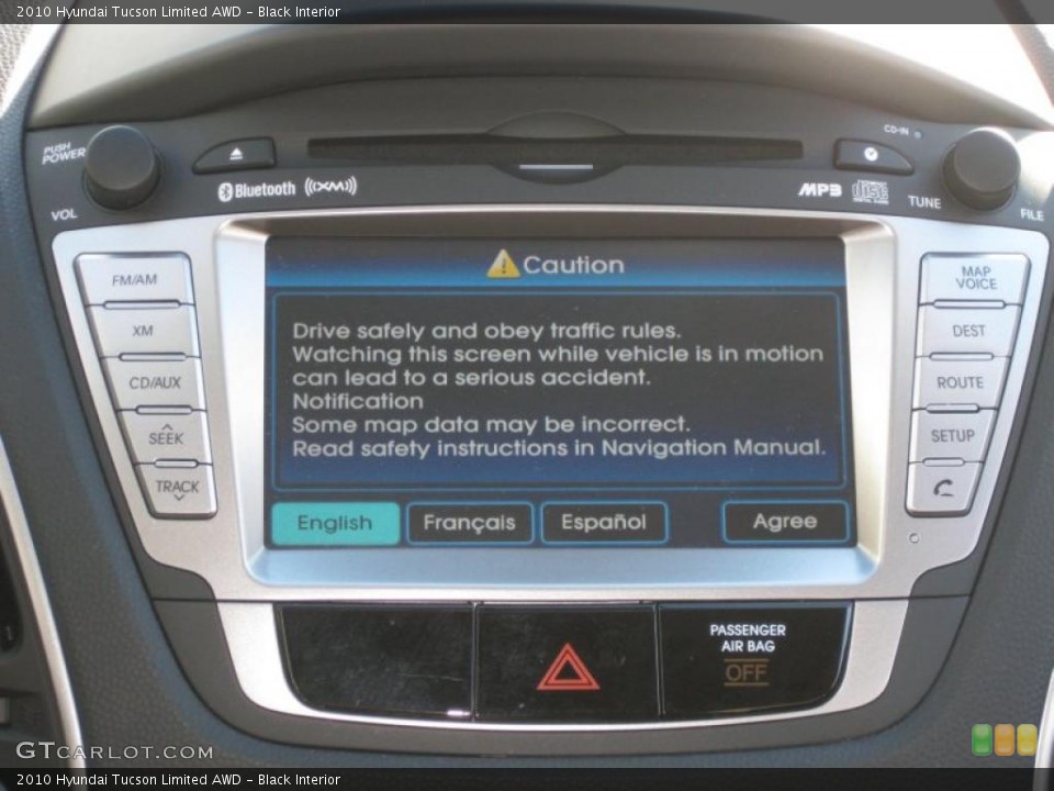 Black Interior Navigation for the 2010 Hyundai Tucson Limited AWD #38762296