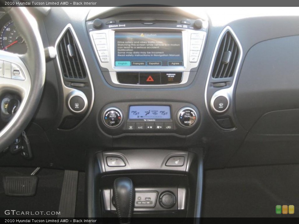 Black Interior Navigation for the 2010 Hyundai Tucson Limited AWD #38762484