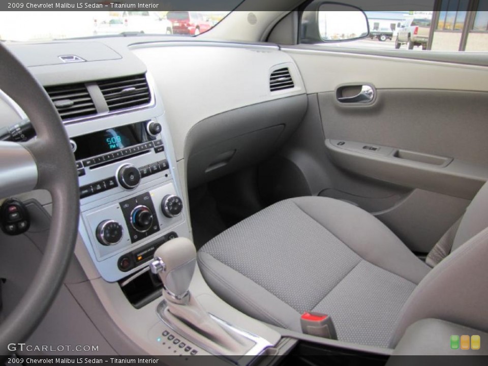 Titanium Interior Photo for the 2009 Chevrolet Malibu LS Sedan #38763840