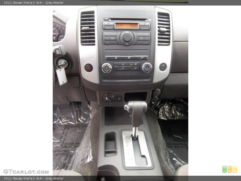 Gray Interior Transmission for the 2011 Nissan Xterra S 4x4 #38765373